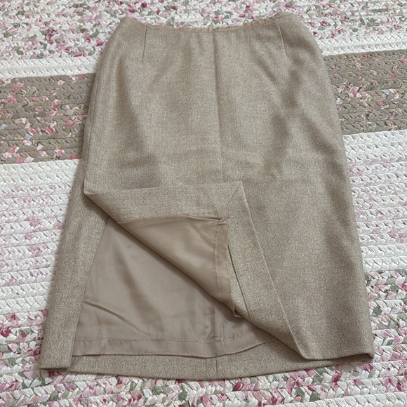 Burberry Wool Pencil Skirt US 4 - Picture 4 of 16